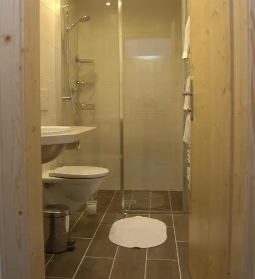 Standard-huone Parveke, Gästehaus Pürstl Kocher