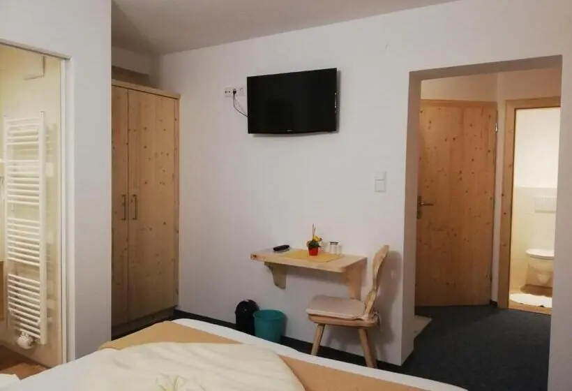 Standard Yhden Hengen Huone, Gästehaus Pürstl Kocher