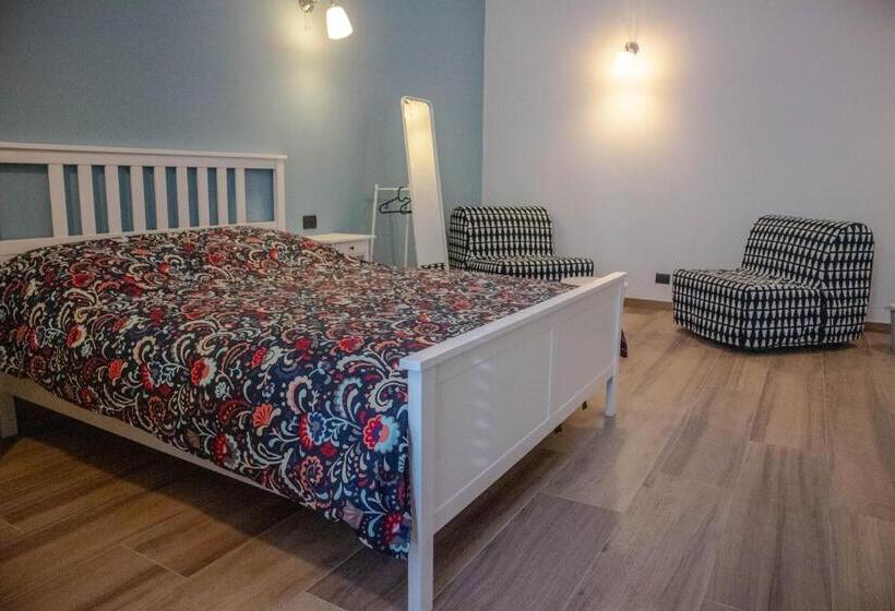 اتاق استاندارد چهار تخته, La Casa Dei Nonni