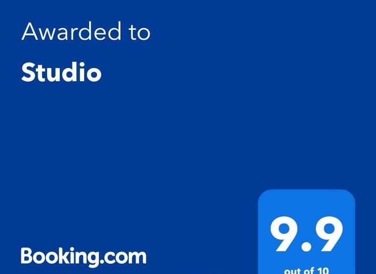 اتاق استاندارد, Studio