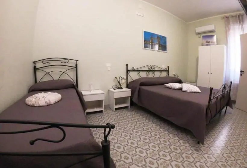 اتاق استاندارد سه نفره, Le Stanze Di Ricci   Affittacamere Low Cost