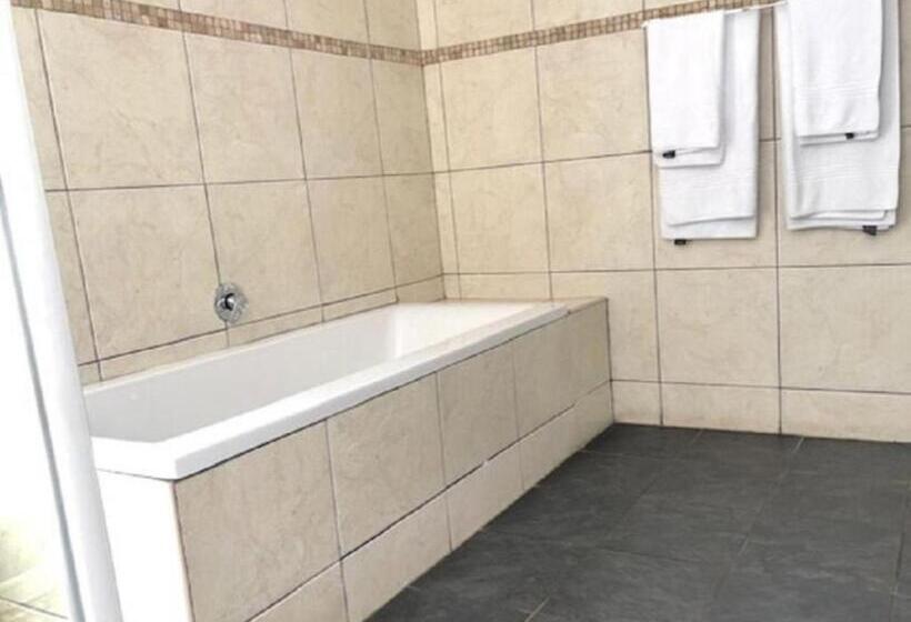 اتاق خانواده اجرایی, 59 On Central