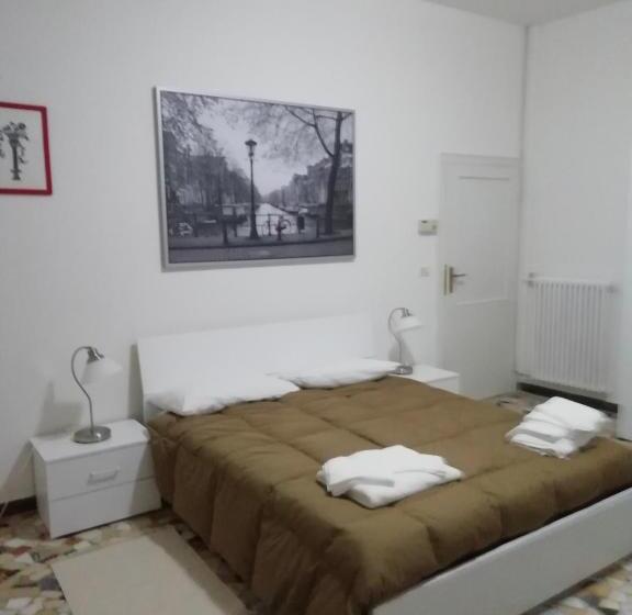 غرفة قياسية حمام مشترك, Affittacamere Mark