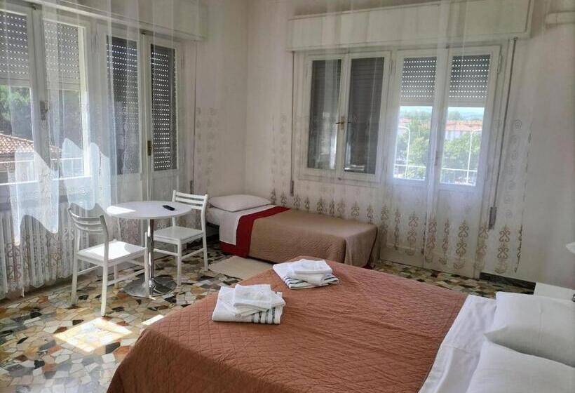 غرفة قياسية حمام مشترك, Affittacamere Mark