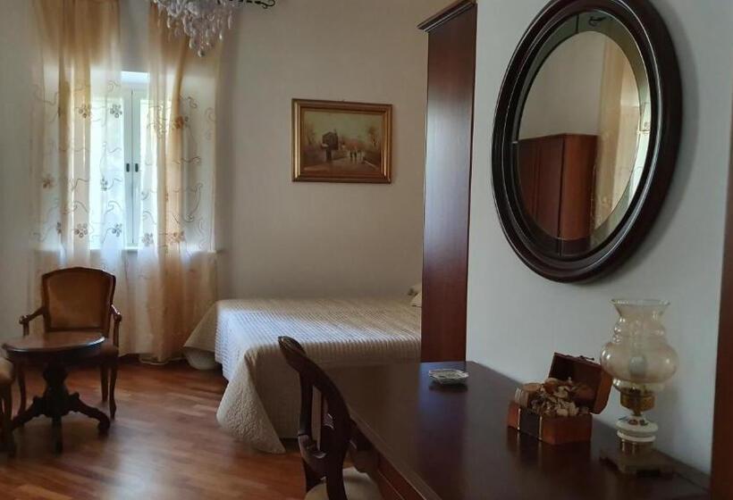 غرفة كومفورت ثلاثية, Casa Di Mara