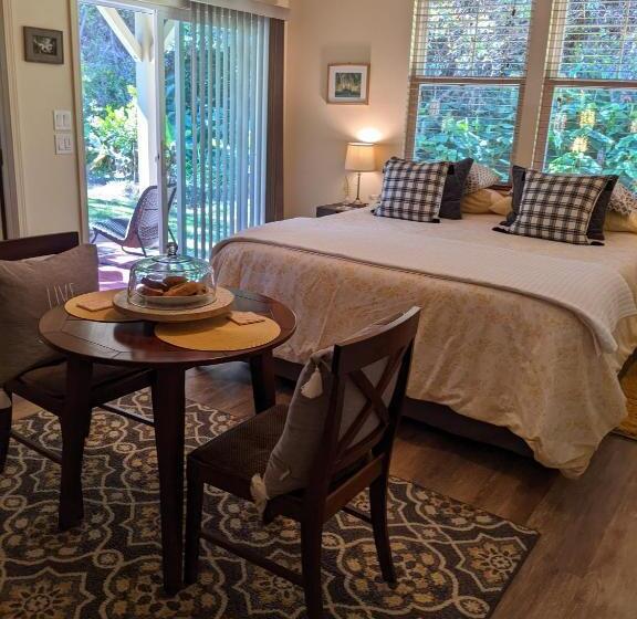 اتاق استاندارد با تخت بزرگ, Kilauea House