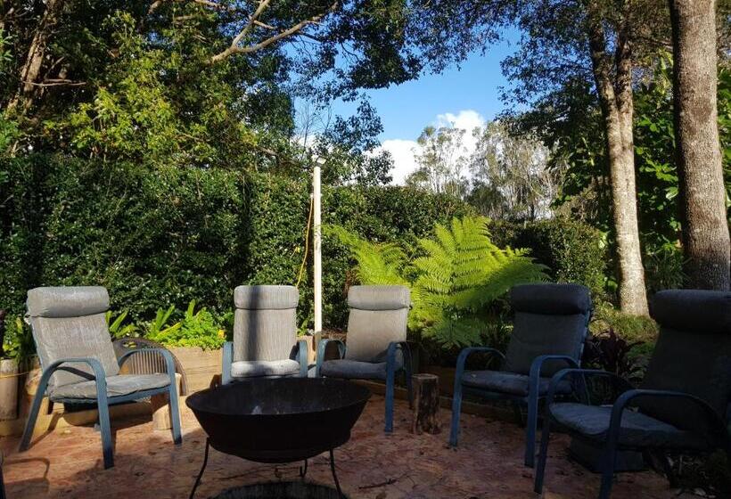 Люкс Повышенной Комфортности, Mapleton Peaceful Provence Bnb