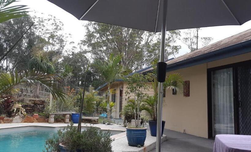 Люкс Повышенной Комфортности, Mapleton Peaceful Provence Bnb