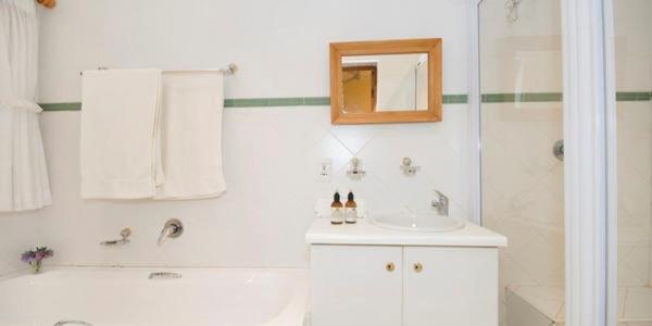 スタンダードルーム, Lupus Den Country House B&b