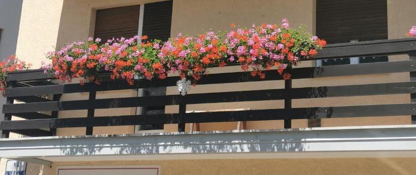 غرفة قياسية سرير ملكى, Fiocco Di Neve