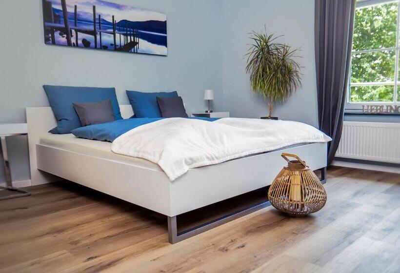 Апартаменты Deluxe 1 Спальня, Triple A³