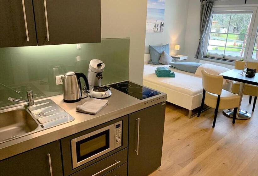 Апартаменты Deluxe 1 Спальня, Triple A³