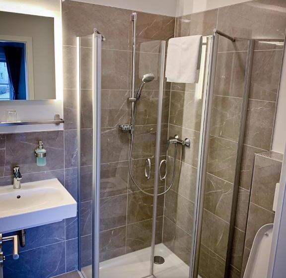 Апартаменты Deluxe 1 Спальня, Triple A³