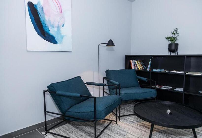 آپارتمان لوکس 1 خوابه, Apartment Hotel Laisve