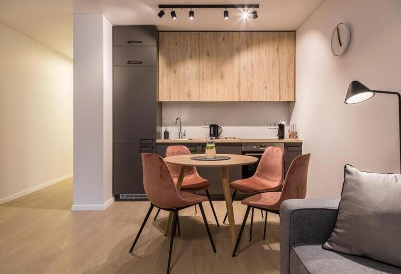 آپارتمان لوکس 1 خوابه, Apartment Hotel Laisve