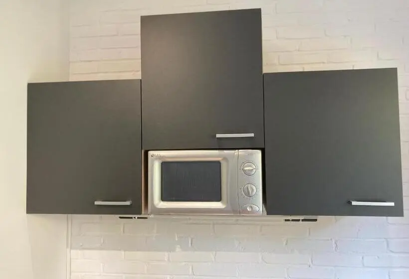スタンダードスタジオ, B&b De Bievangh