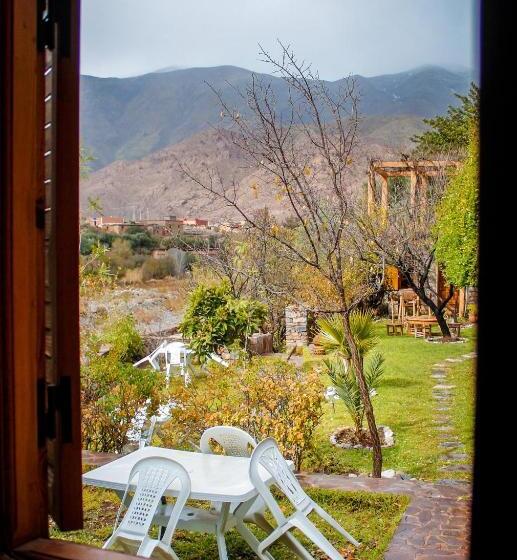 اتاق استاندارد سه نفره, Atlas Ijoukak