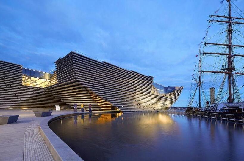 اتاق لوکس, Scotland Beds