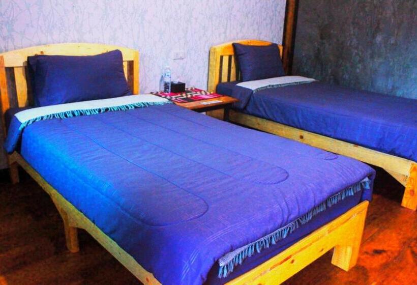 اتاق استاندارد با بالکن, Jungle Guesthouse