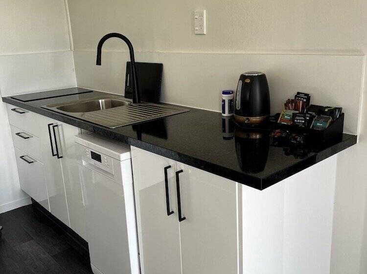 חדר משפחתי, Glenalmond Country Motels