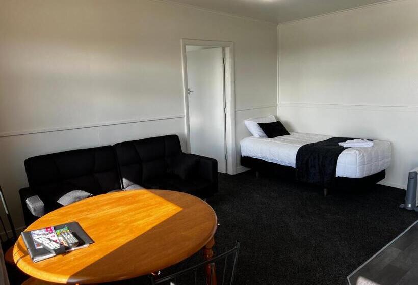 חדר משפחתי, Glenalmond Country Motels