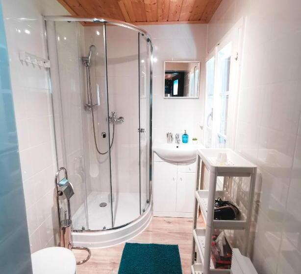 标准三人间, Gästehaus Alpenglühn