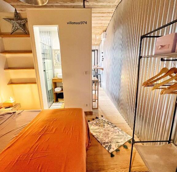 بانگلوی استاندارد, Villa Moai 974