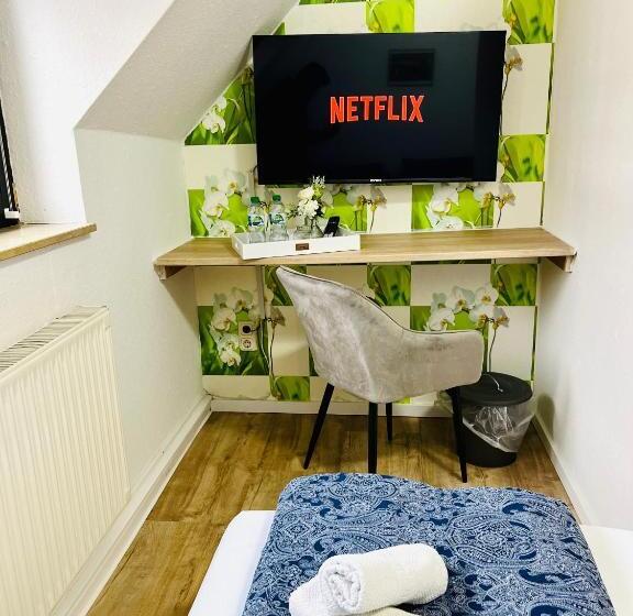 エコノミールーム, Pension Maria