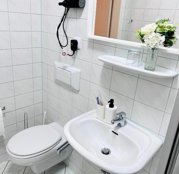 スタンダードルーム, Pension Maria