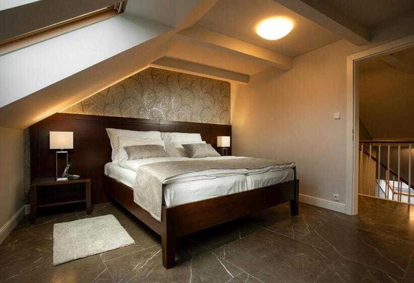 Номер Дюплекс, Anna