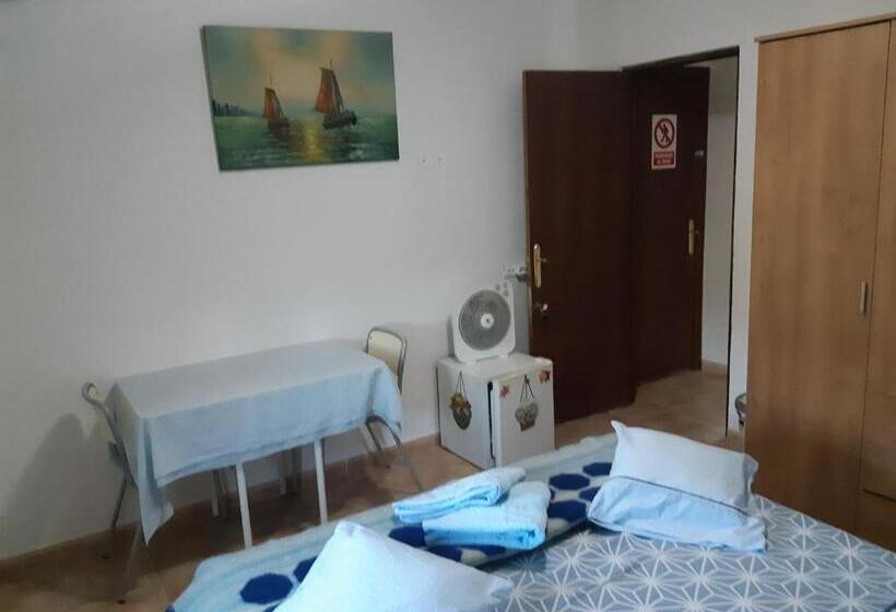 スタンダードルーム, Nice Room With Swimming Pool