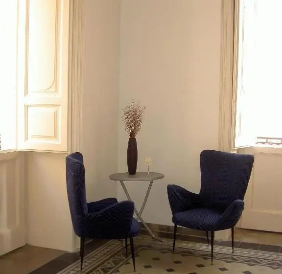 اتاق لوکس با بالکن, Zagara My Home