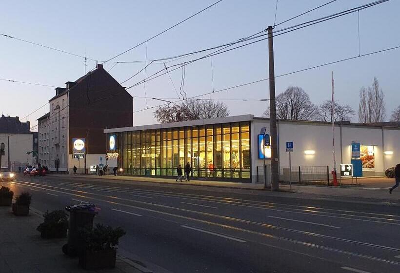 سرير فى غرفة مشتركه, Hostel Wohnzimmer Essen