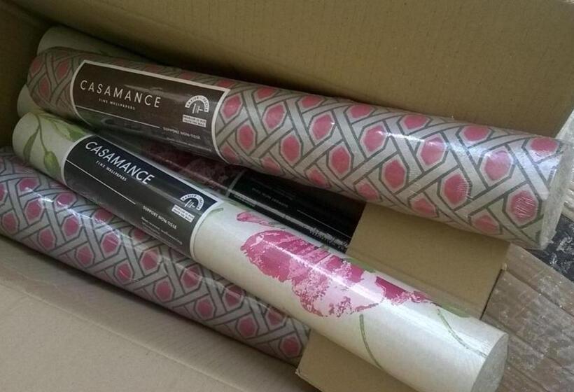 غرفة قياسية رباعية, Angolo23