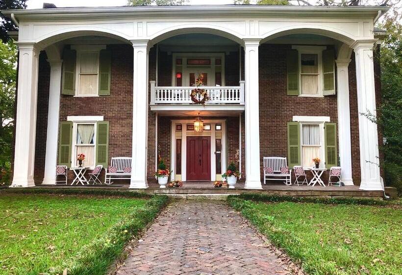 غرفة ديلوكس, Belmont Inn