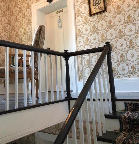 جناح ديلوكس سرير كينج, Belmont Inn