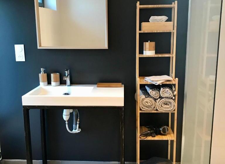 标准房带园景, Ferme De Genève