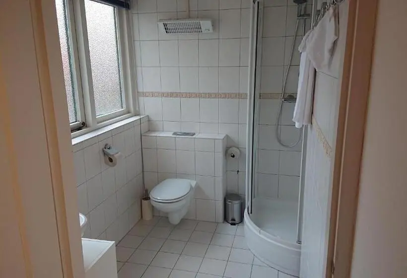 Huoneisto 1 Makuuhuone, De Welvaart   Logement