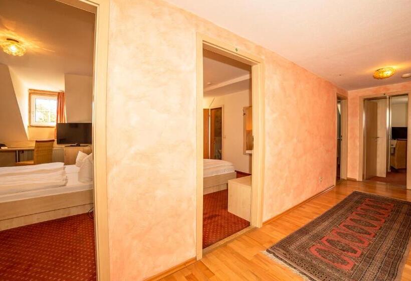 غرفة عائلية, Post Leutkirch