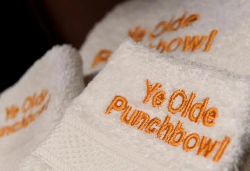 キングサイズベッドのデラックスルーム, Ye Olde Punchbowl Country Inn & Gardens