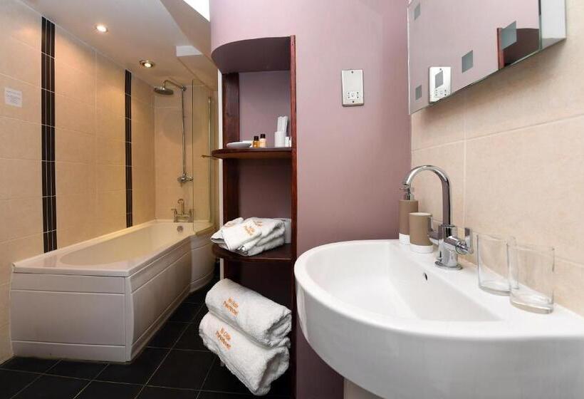 Люкс, Ye Olde Punchbowl Country Inn & Gardens