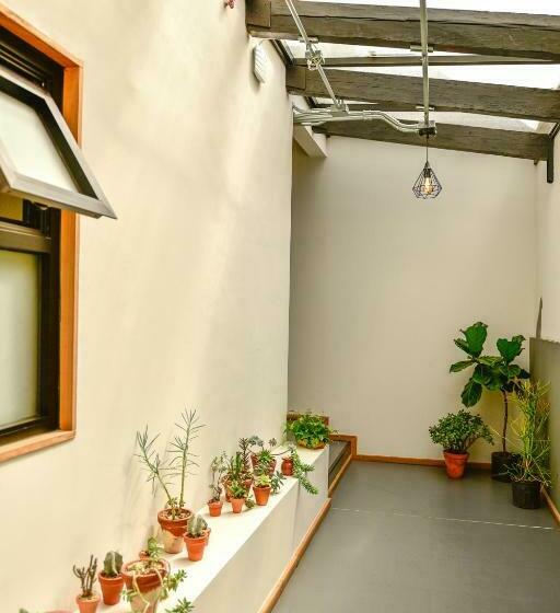 اتاق لوکس با تخت بزرگ, Casa Melgar