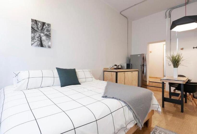 اتاق لوکس با تخت بزرگ, Casa Melgar