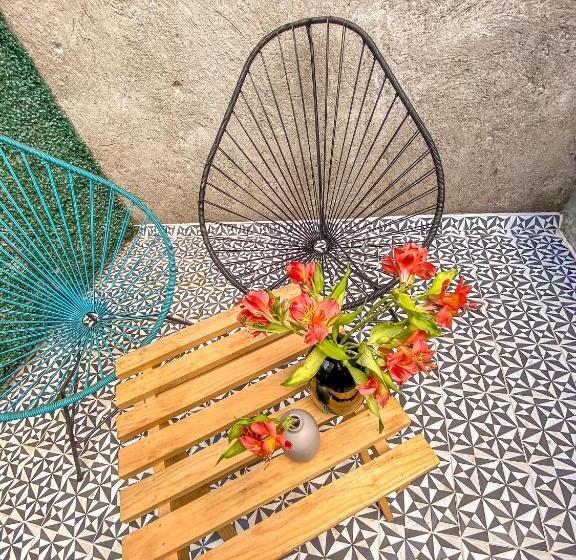 اتاق خانوادگی, Casa Melgar