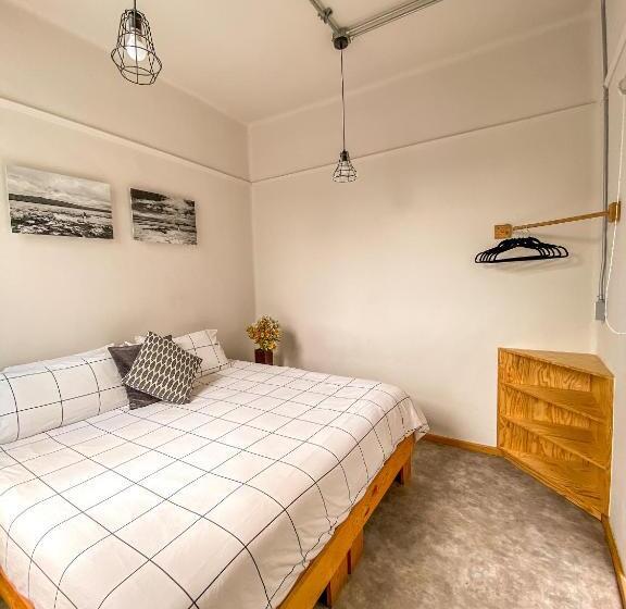 اتاق خانوادگی, Casa Melgar