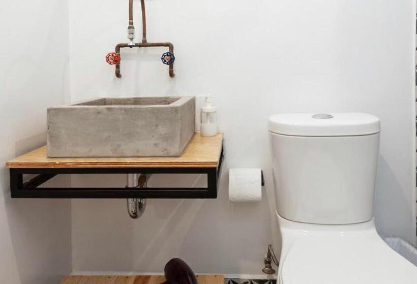 اتاق لوکس با تخت بزرگ, Casa Melgar