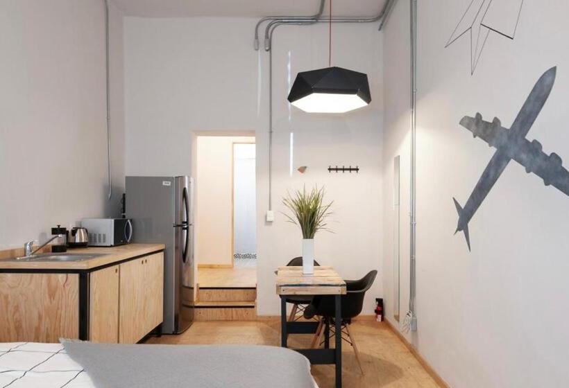 اتاق لوکس با تخت بزرگ, Casa Melgar