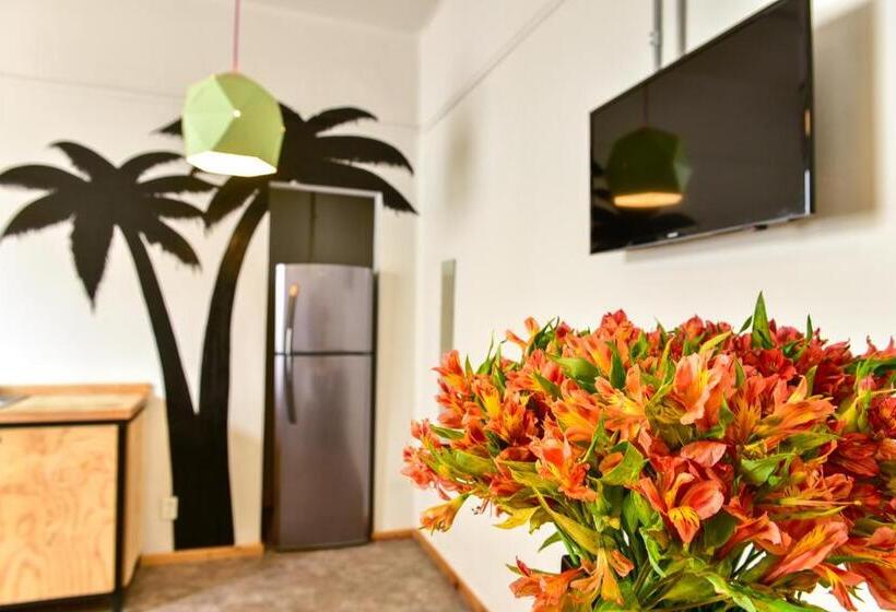 اتاق خانوادگی, Casa Melgar