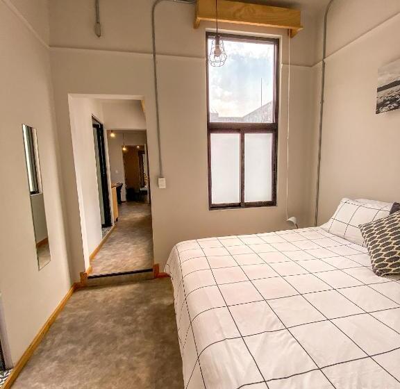 اتاق خانوادگی, Casa Melgar