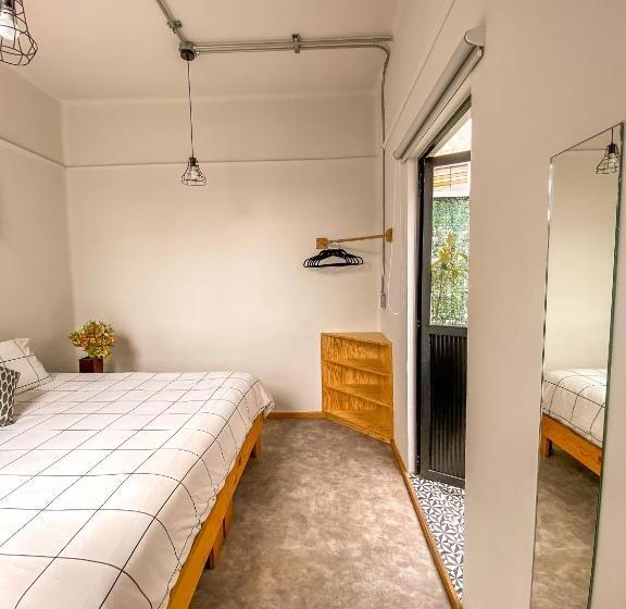 اتاق خانوادگی, Casa Melgar